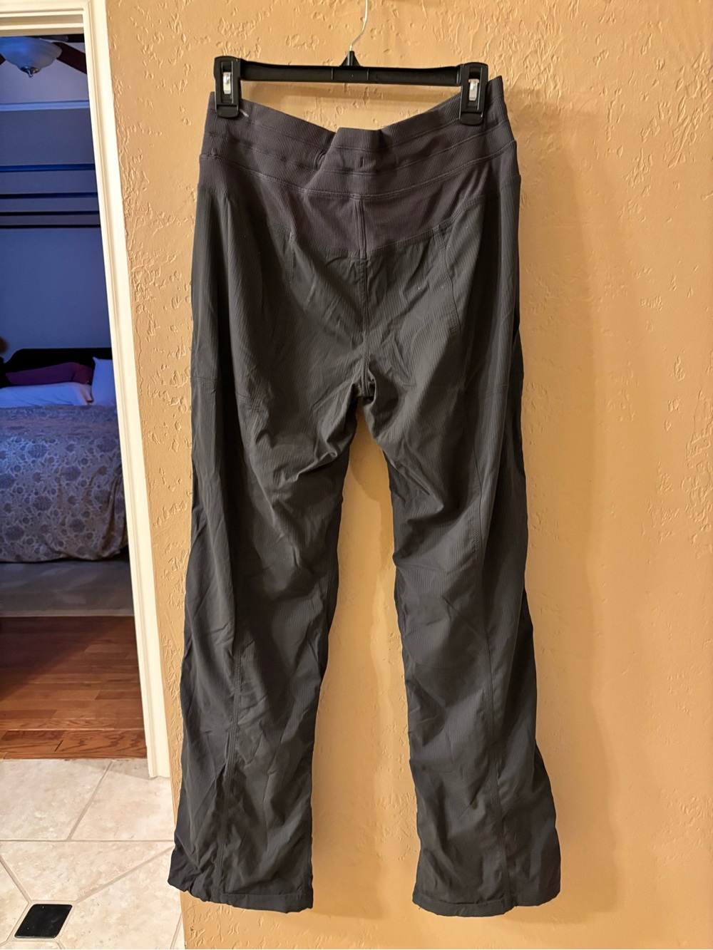 lululemon athletica womens Drawstring Joggers - Picture 2 of 8